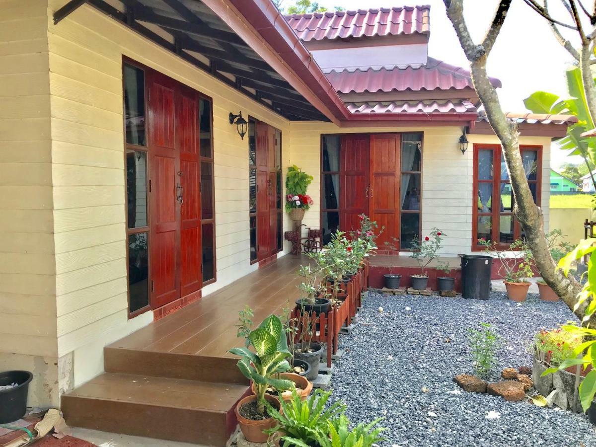 Apartamento Grandma'S House Nakhon Nayok Exterior foto